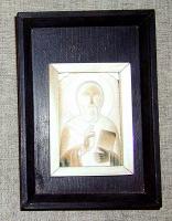 Икона «Святой Николай Чудотворец» (бивень мамонта, резьба, дерево). Автор А. Фрик, 1993.